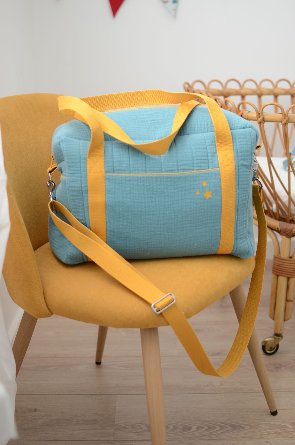 Sac à langer/sac de voyage Collection 'Sous-marins' Vert Celadon – Image 5