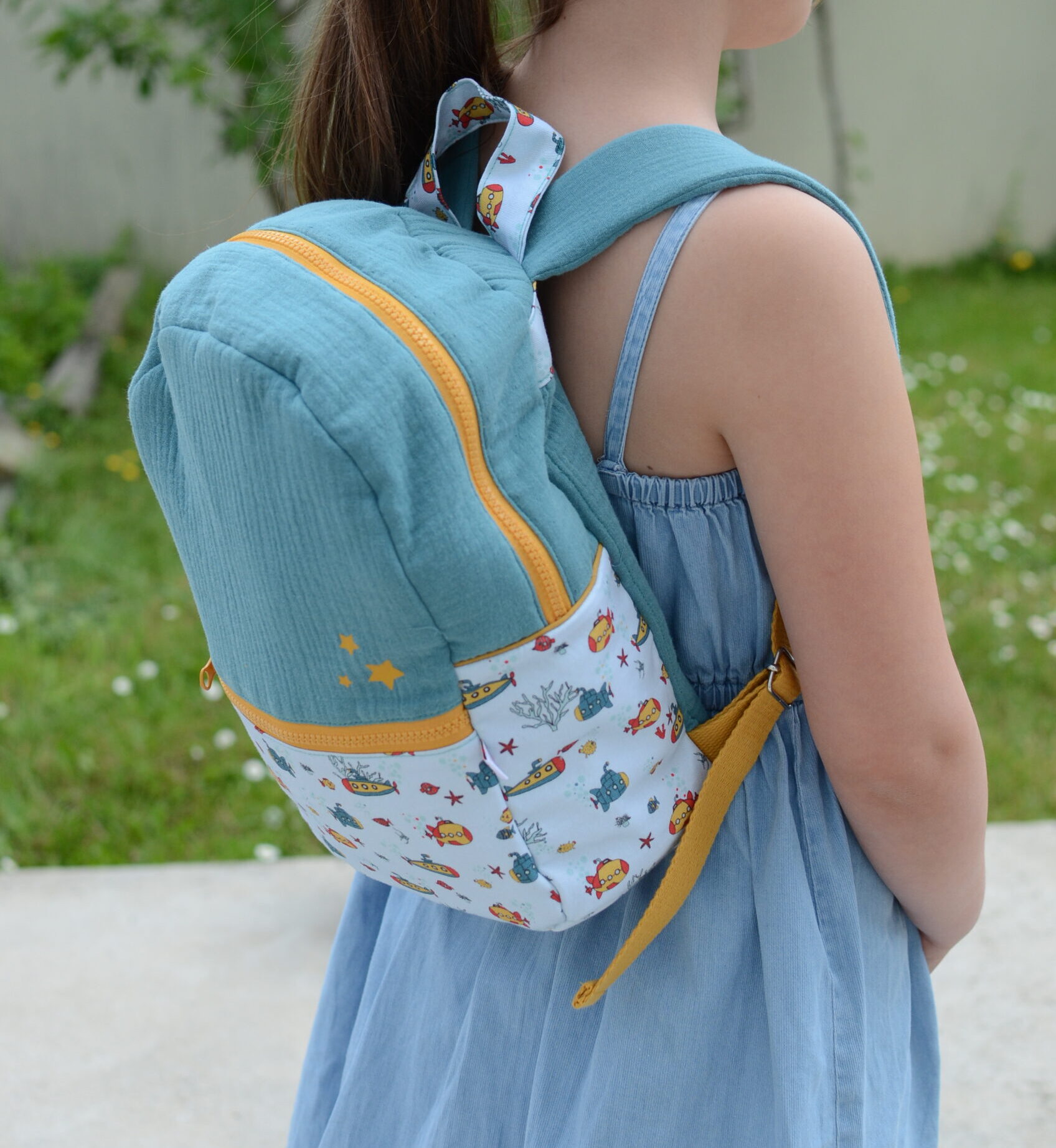 Grand sac à dos Collection 'Sous-marins' Vert Celadon – Image 7